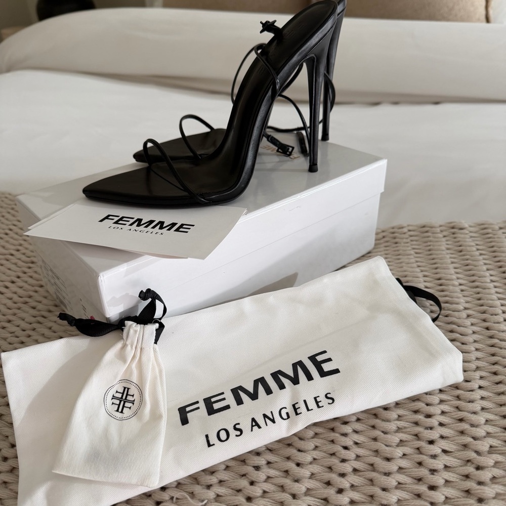 The Andx Sandal in Nero FEMME LA - Picture 4 of 11